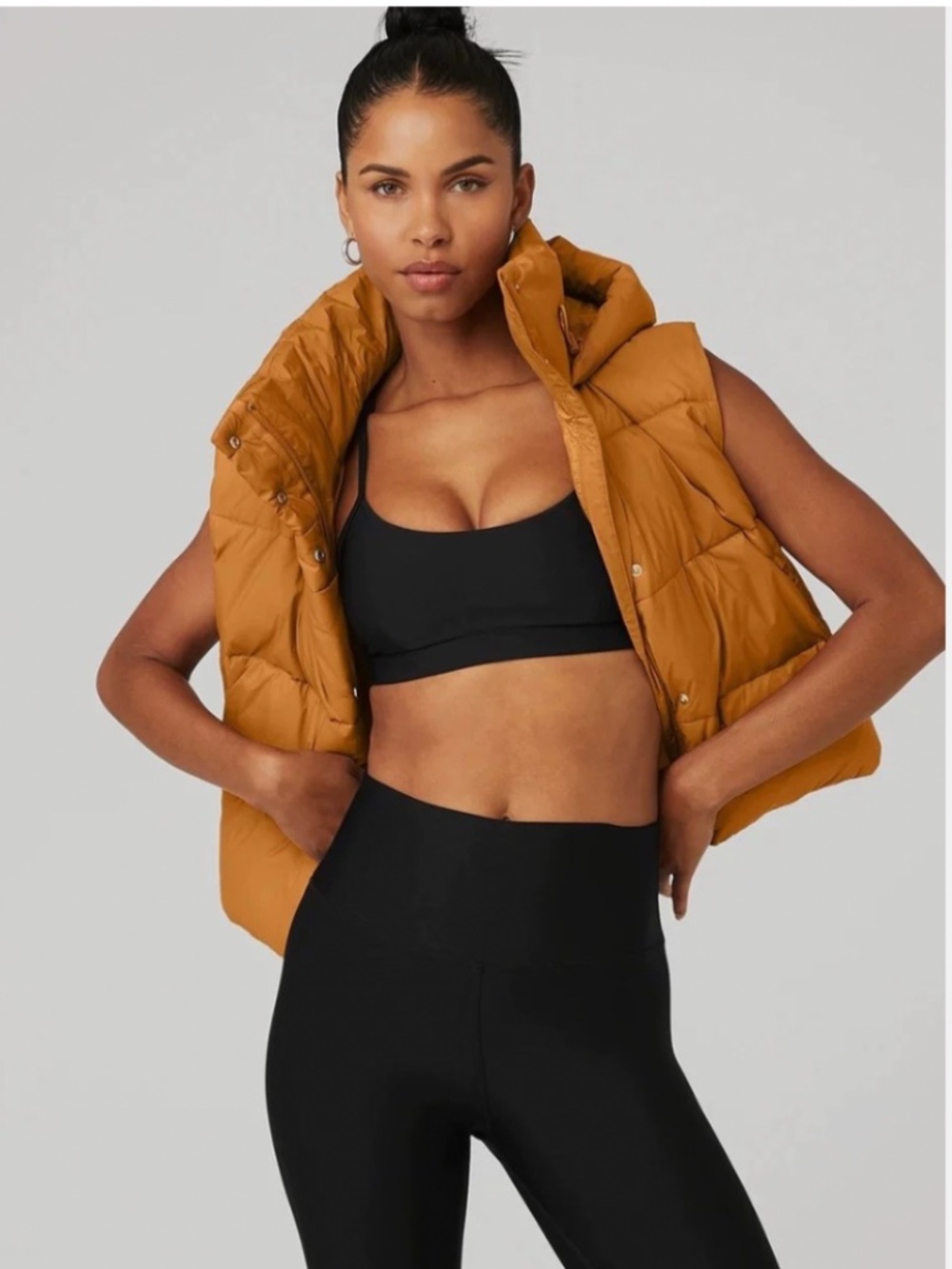 Alo Yoga Gold Rush Puffer Vest Toffee XS